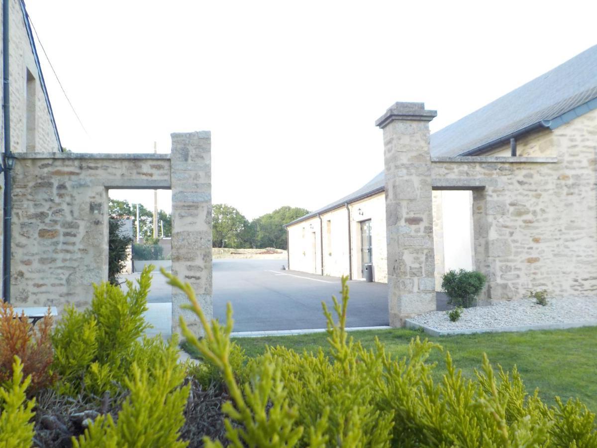 Domaine De Kerbillec Bed & Breakfast Theix Exterior photo